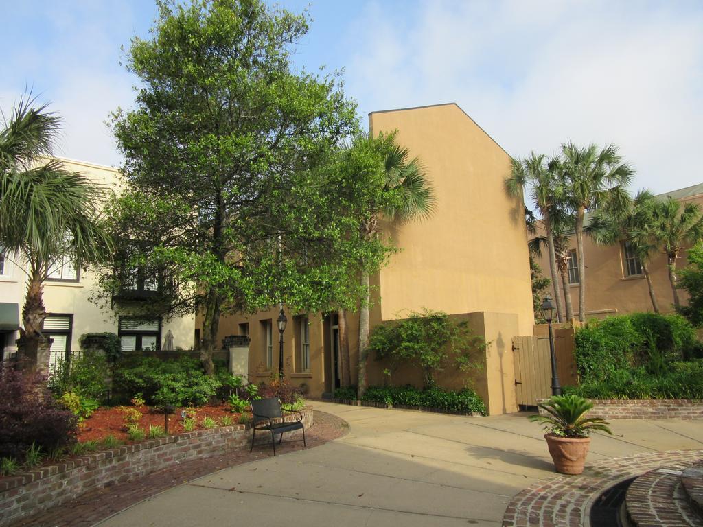 The Lodge Alley Inn تشارلستون المظهر الخارجي الصورة
